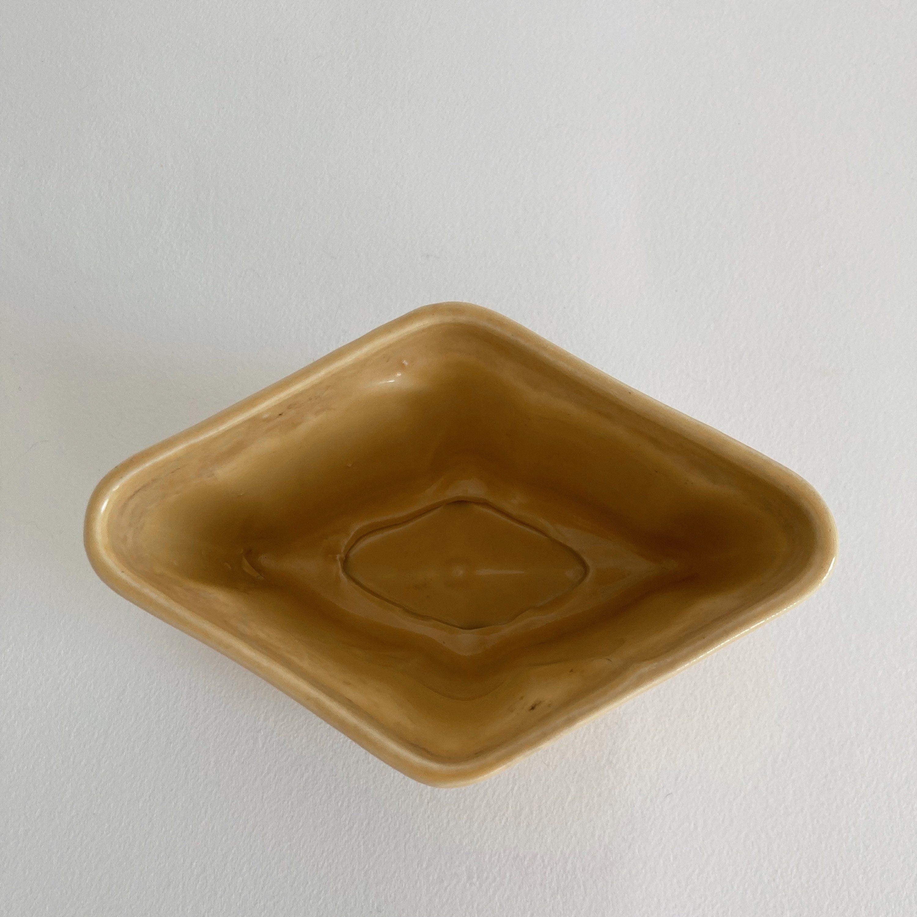 Vintage Yellow Ceramic Planter: Diamond Scallop Rim, American Pottery