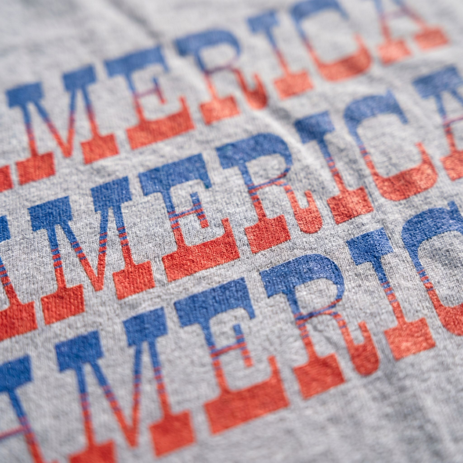 Retro AMERICA Typography Tee