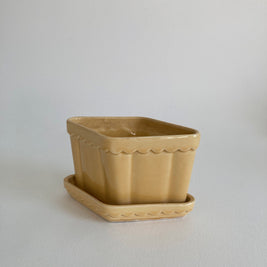 Vintage Yellow Ceramic Planter: Diamond Scallop Rim, American Pottery