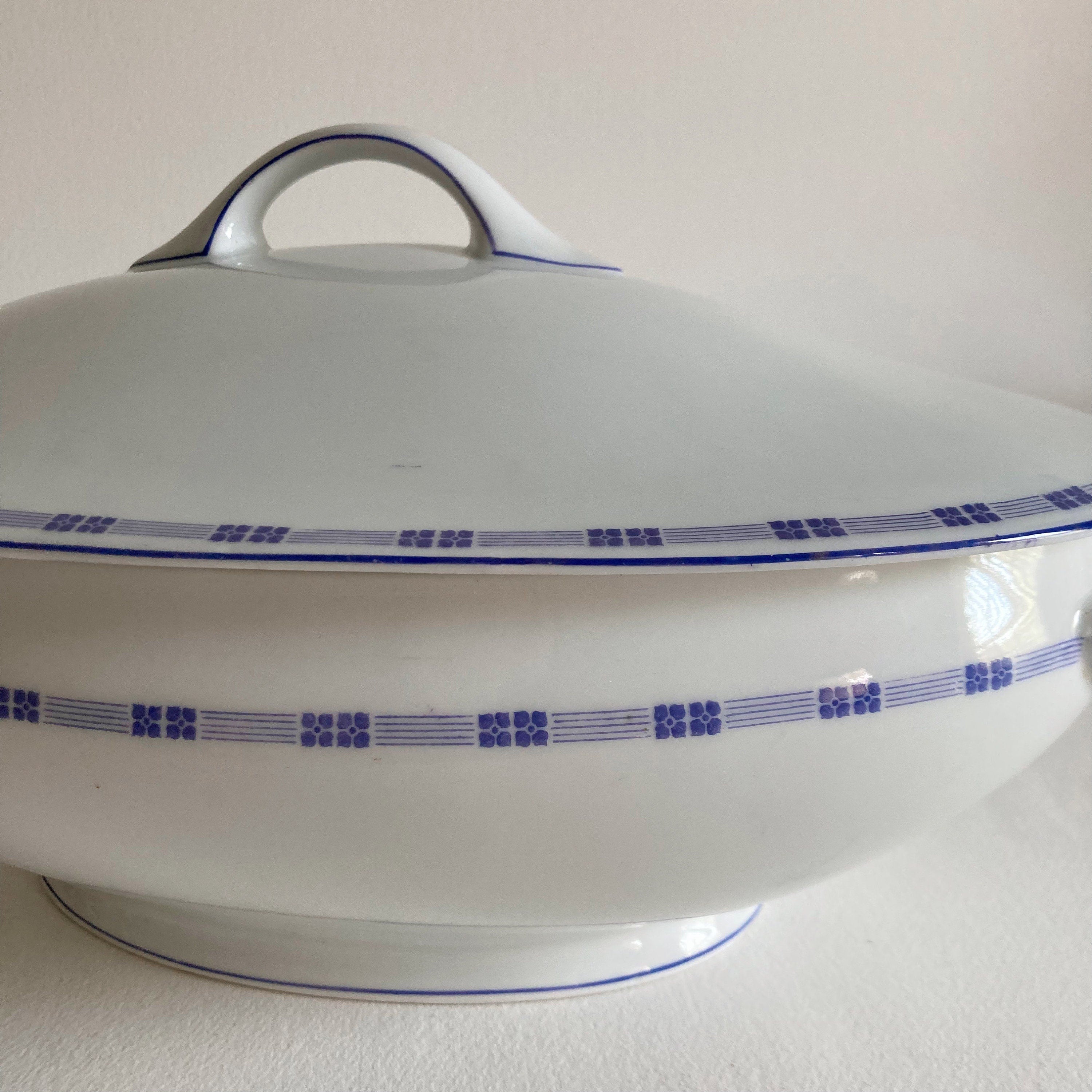 J & C Trianon Antique Bavaria Porcelain Tureen - Arts Crafts Geometric Floral Design - 1910s 1920s – Purple Lilac White German Serving Dish