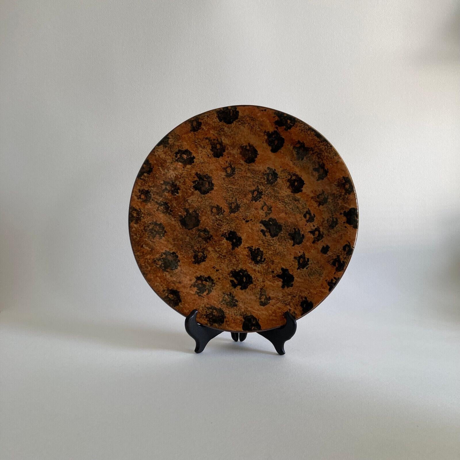 Ellen Evans Artist Signed Cheetah Print Decorative Plate - 1990s
