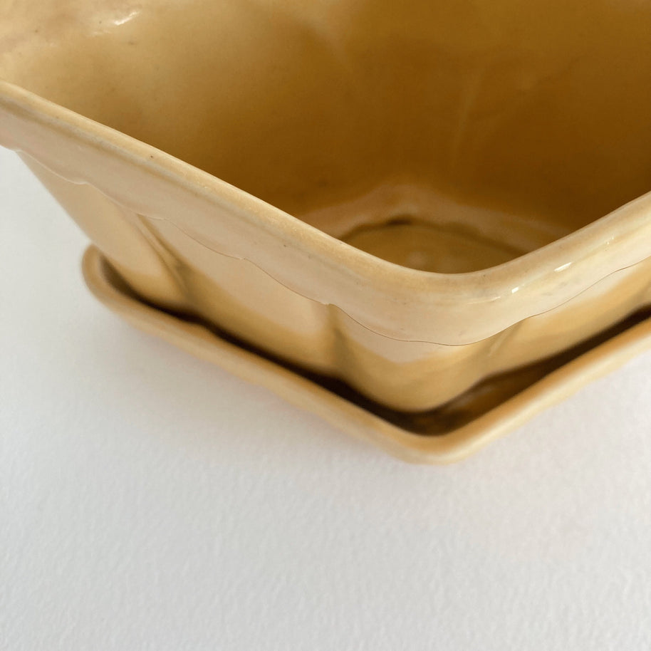Vintage Yellow Ceramic Planter: Diamond Scallop Rim, American Pottery