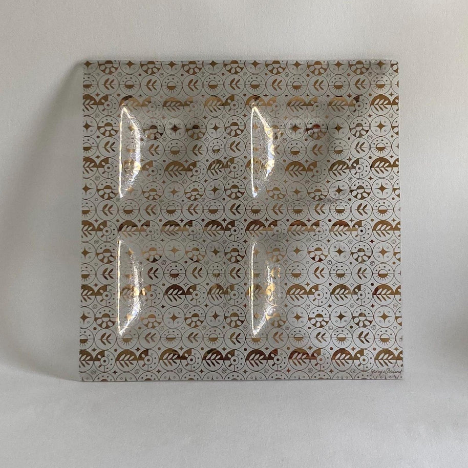 Georges Briard MCM Glass Serving Tray: Gold Leaf Pattern, 4-Compartment Dish
