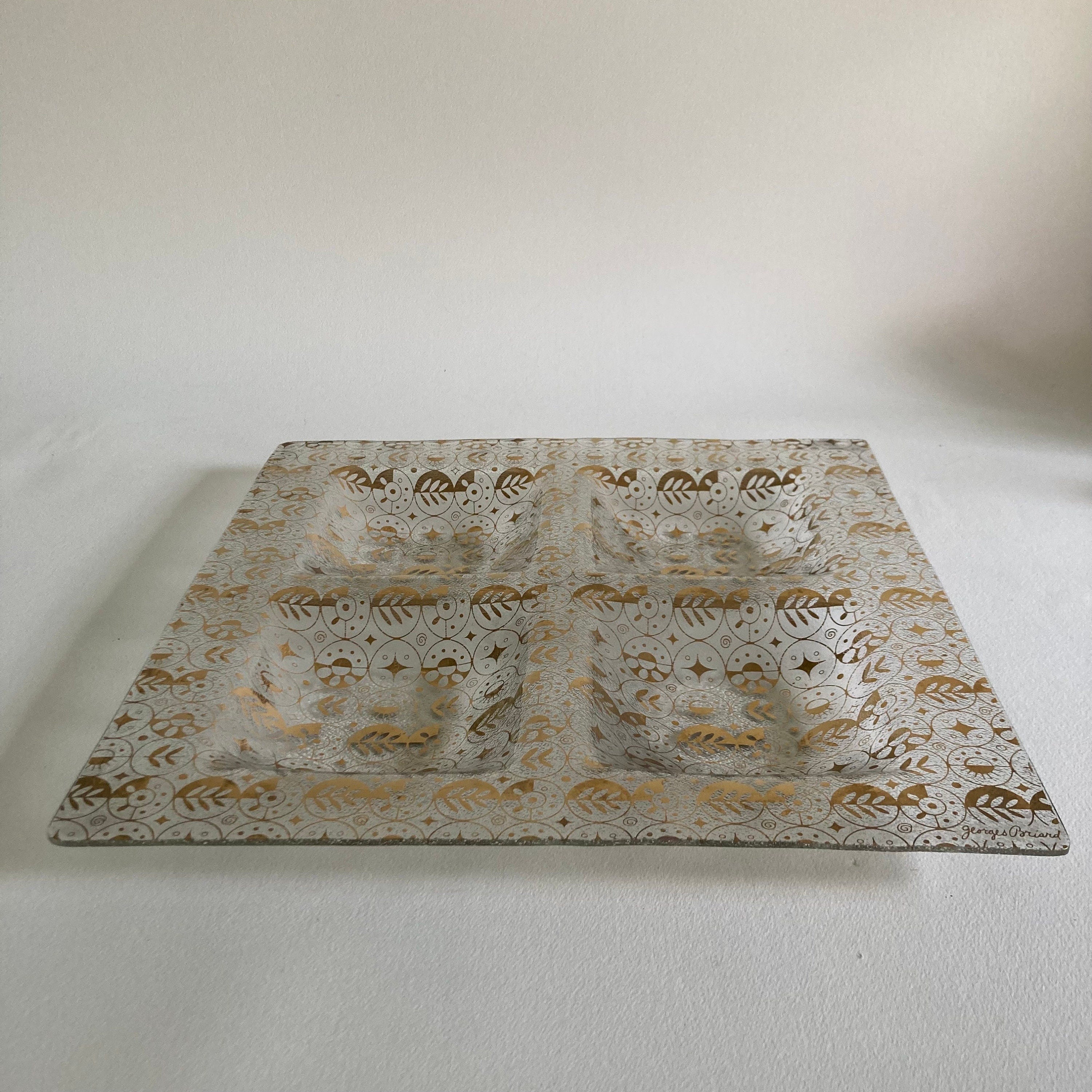 Georges Briard MCM Glass Serving Tray: Gold Leaf Pattern, 4-Compartment Dish